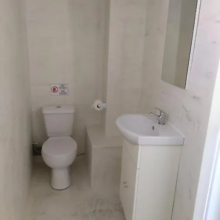 הרקליון Private Rooms With A Beautiful Veranda מראה חיצוני תמונה