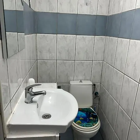 הרקליון Private Rooms With A Beautiful Veranda מראה חיצוני תמונה