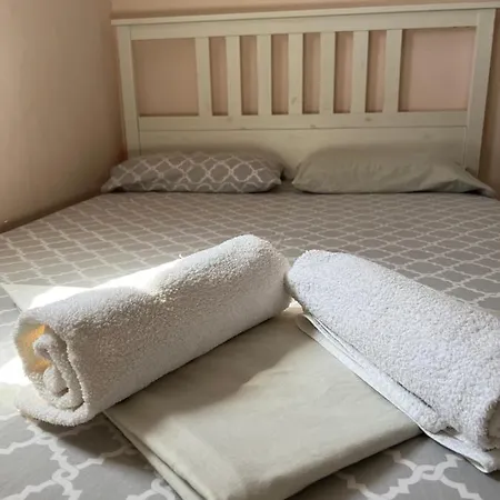 הרקליון Private Rooms With A Beautiful Veranda מראה חיצוני תמונה