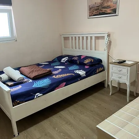 הרקליון Private Rooms With A Beautiful Veranda מראה חיצוני תמונה