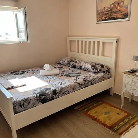 הרקליון Private Rooms With A Beautiful Veranda מראה חיצוני תמונה
