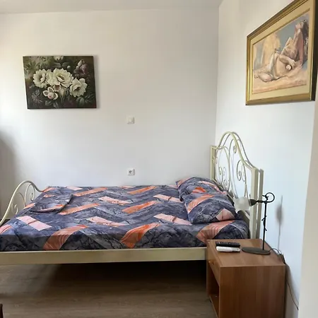 הרקליון Private Rooms With A Beautiful Veranda מראה חיצוני תמונה
