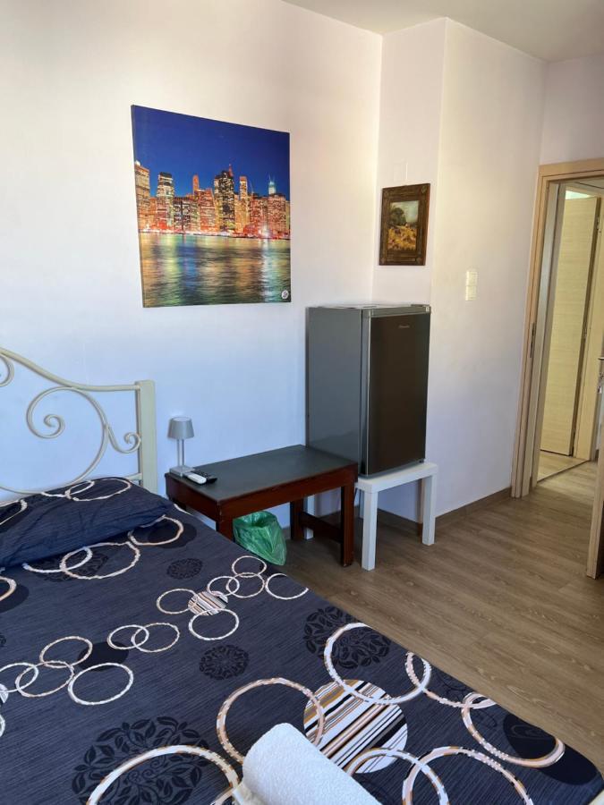 Private With A Beautiful Veranda * Heraklion (Crete)
