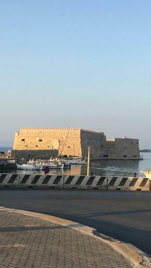 Private With A Beautiful Veranda Homestay Heraklion (Crete)
