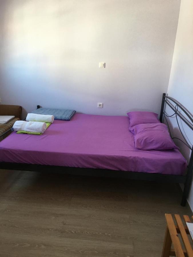 Private With A Beautiful Veranda Homestay